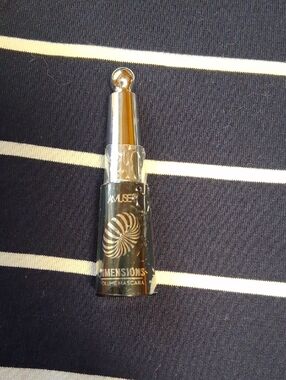 Amuse Dimensions Volume Mascara